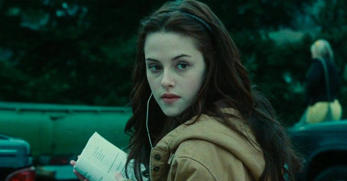 How Old Was Kristen Stewart In Twilights First Movie